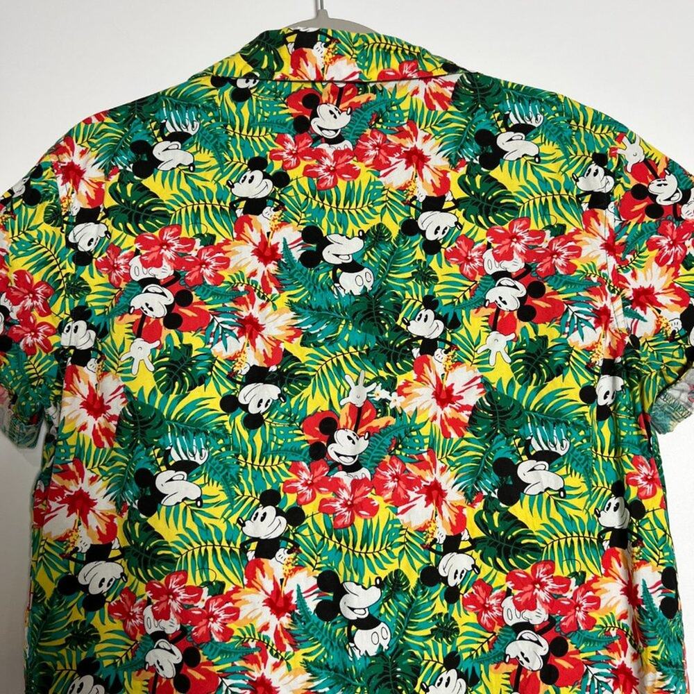 Disney Mickey Mouse Tropical Button Up Shirt Size S Floral Hawaiian Short Sleeve - Picture 7 of 9